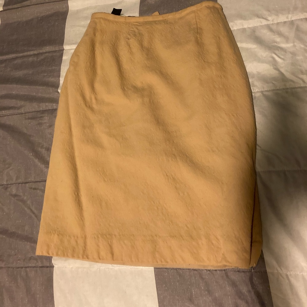 Pencil skirt